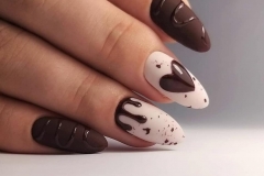 Шоколадний дизайн на нігтях, осінь 2023
