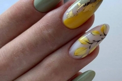 Жовтий осінній дизайн нігтів