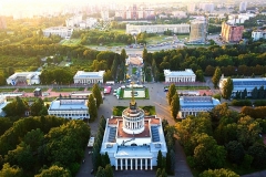 Урбан парк «ВДНГ» — одне з найпопулярніших місць для прогулянок та сімейного дозвілля у Києві