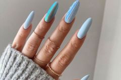 Трендовий крижаний дизайн нігтів