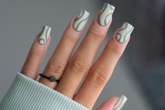 Абстрактний дизайн нігтів на зиму 2023