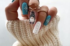 Дизайн нігтів на зиму 2023-2024