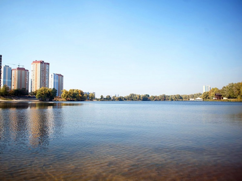 Озеро Небреж на Осокорках