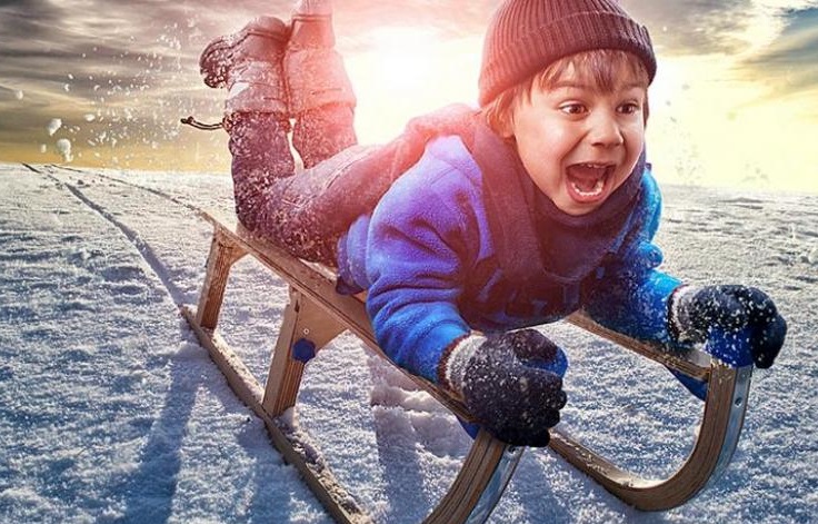 Самокат на лыжах и санимобиль: 6 видов детского транспорта для снежных зим