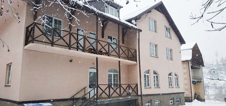 Мини-отель «Дзвинка» в Славском – отдых недорого на горнолыжном курорте