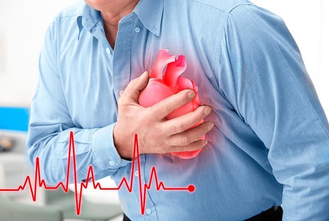 Біль у правому підребер'ї через хвороби серця