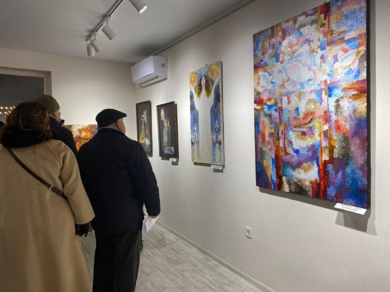 На виставку варто сходити любителям творчості Гоголя та української культури