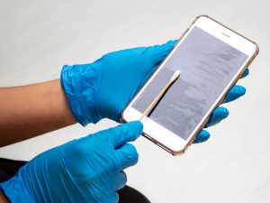 Как дезинфицировать телефон ㅡ чистим гаджет эффективно, но аккуратно