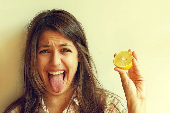 Лимон – ефективний, але не найприємніший спосіб позбутися гикавки