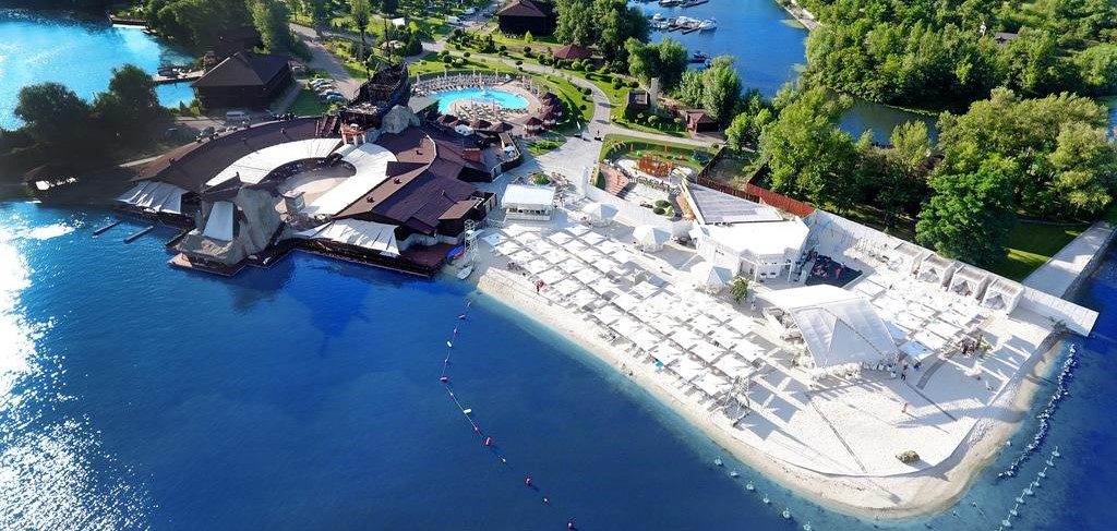 Готель «Bartolomeo Best River Resort»