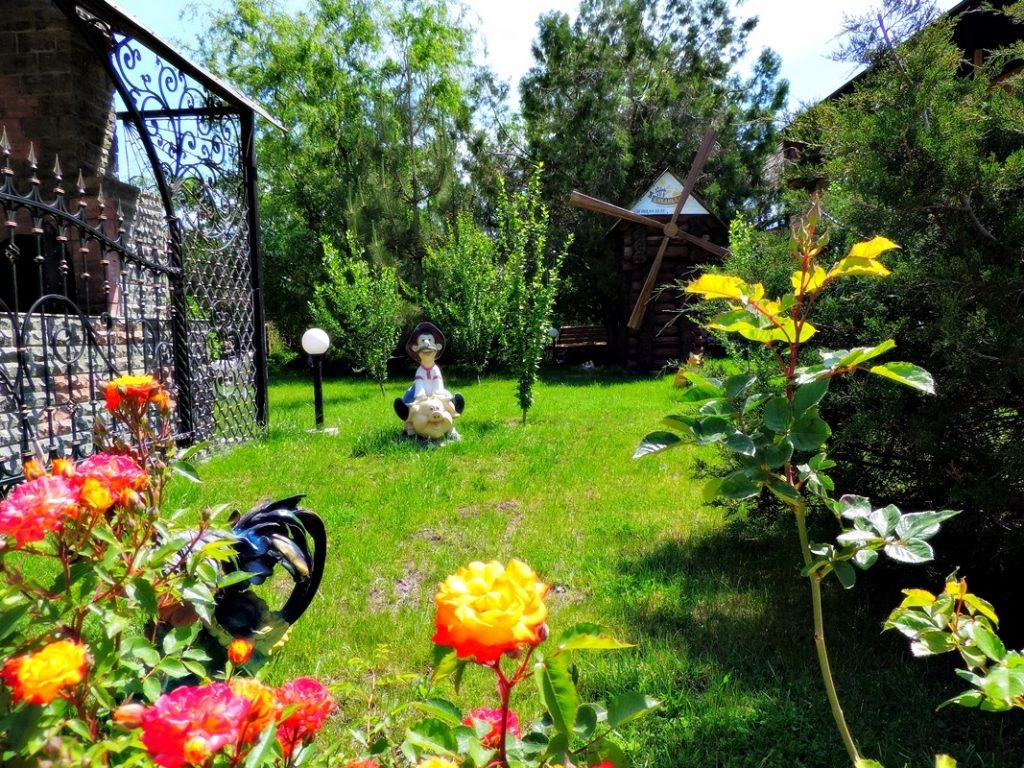 готель диканька генічеська