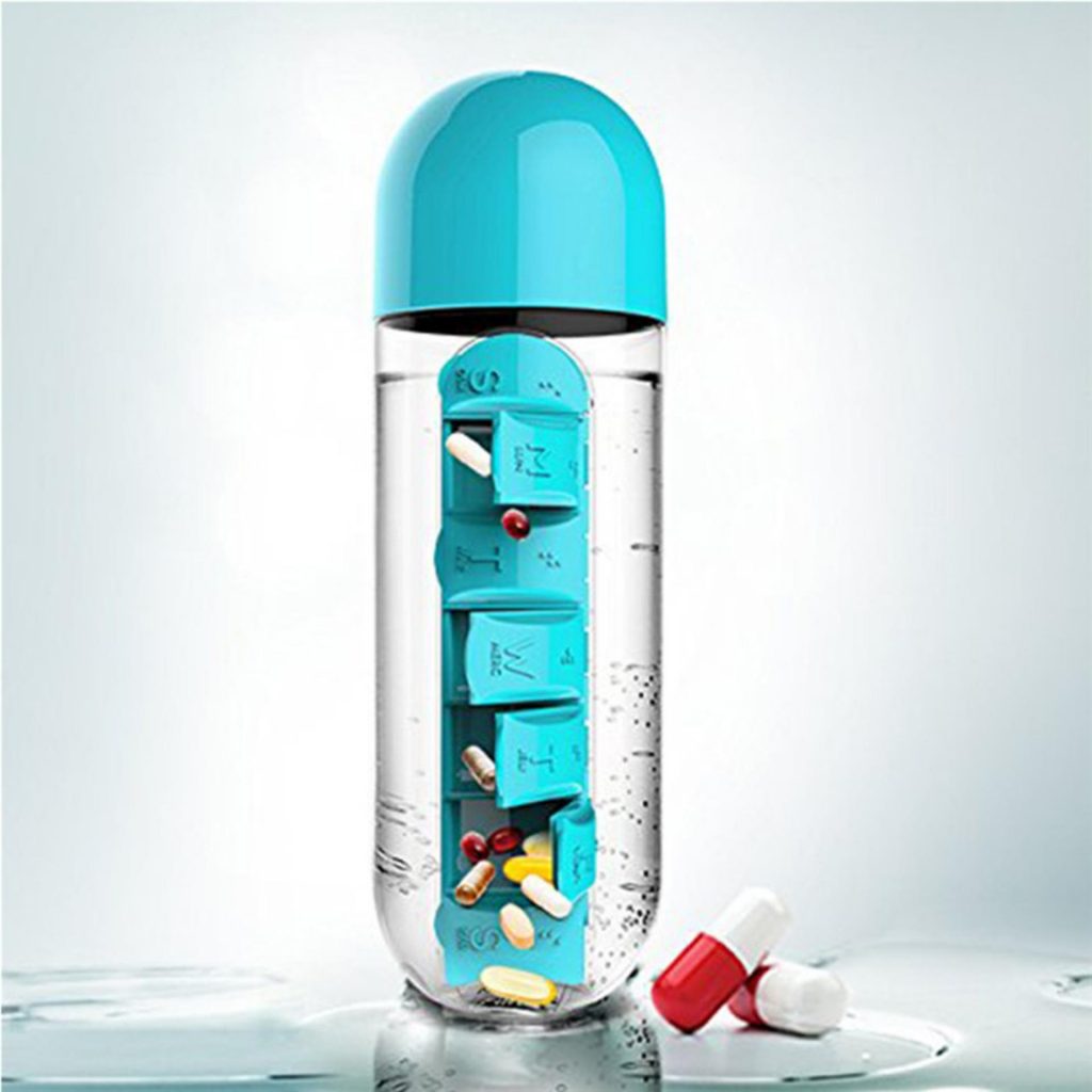 Бутылка для воды с таблетницей