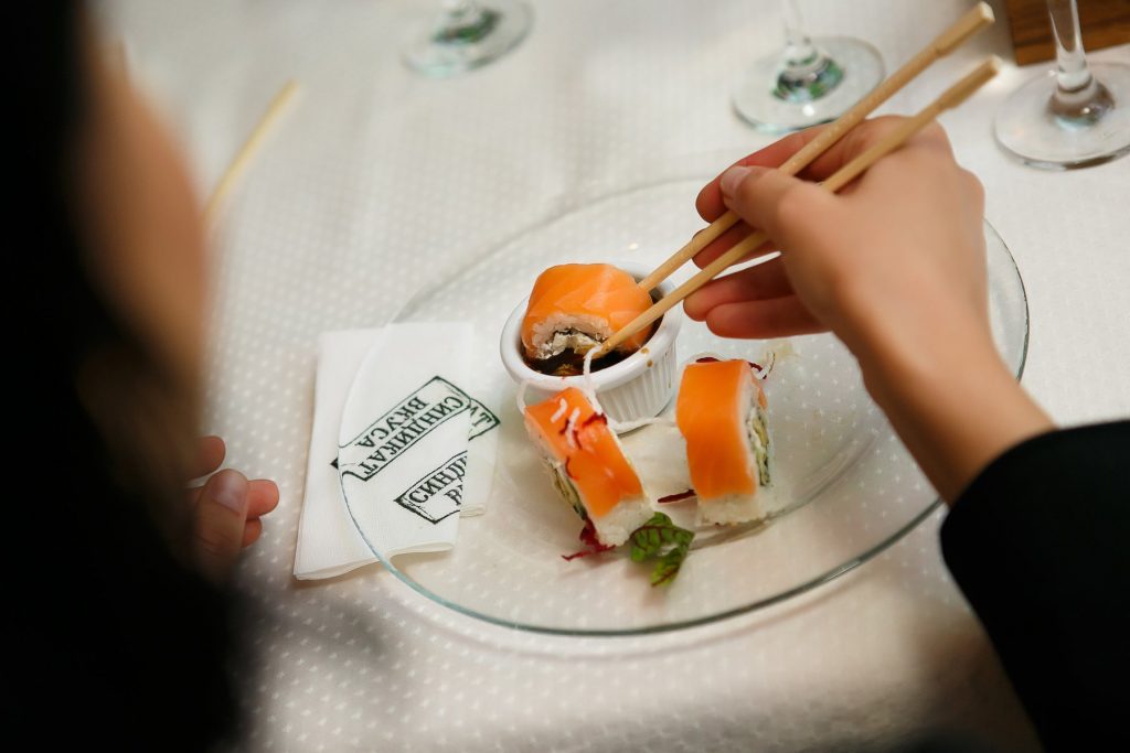 поесть суши в 44 Favorite Place
