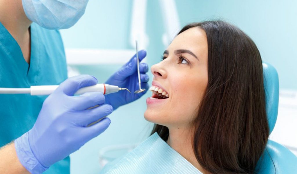 Уз чистка зубів, air flow: методи можна застосовувати комплексно