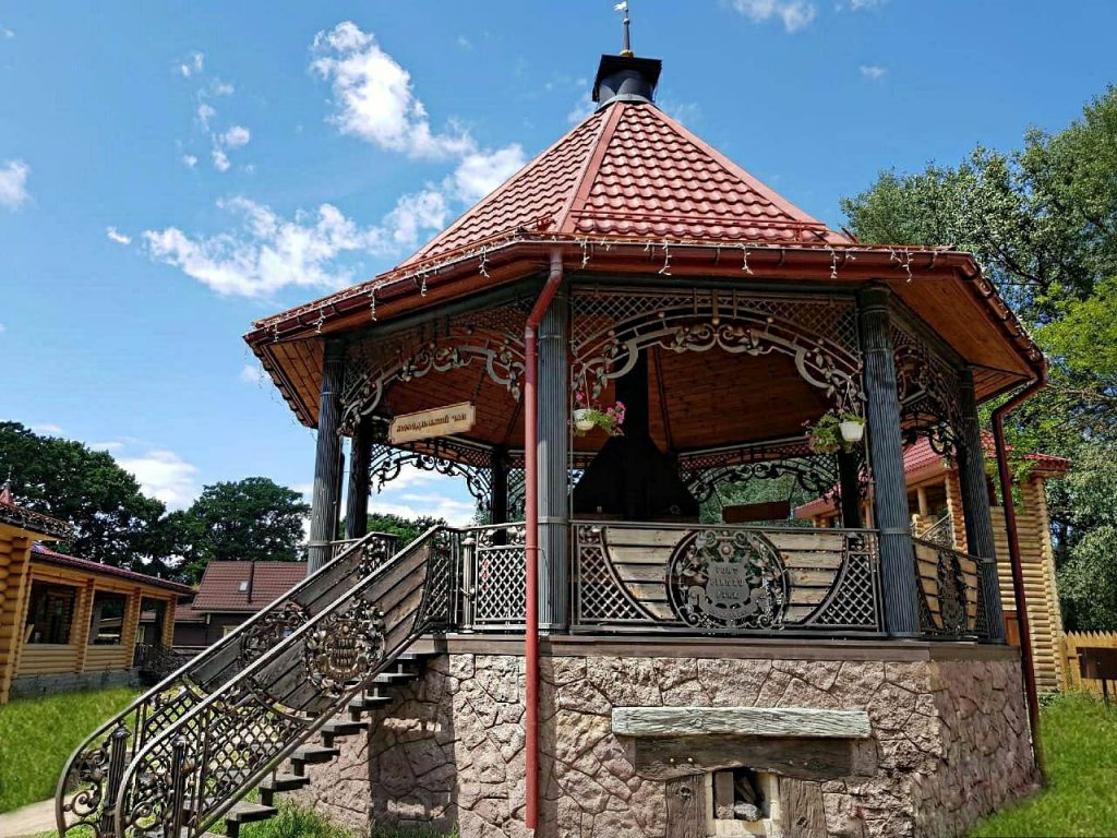 «Fort Pirnov Park»