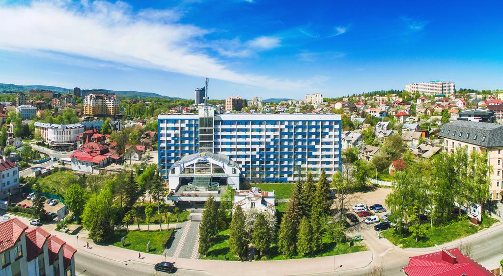 Готель «Трускавець 365»