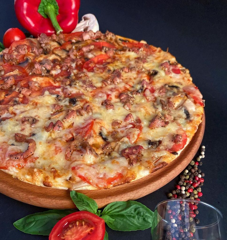 «Wok & Pizza»