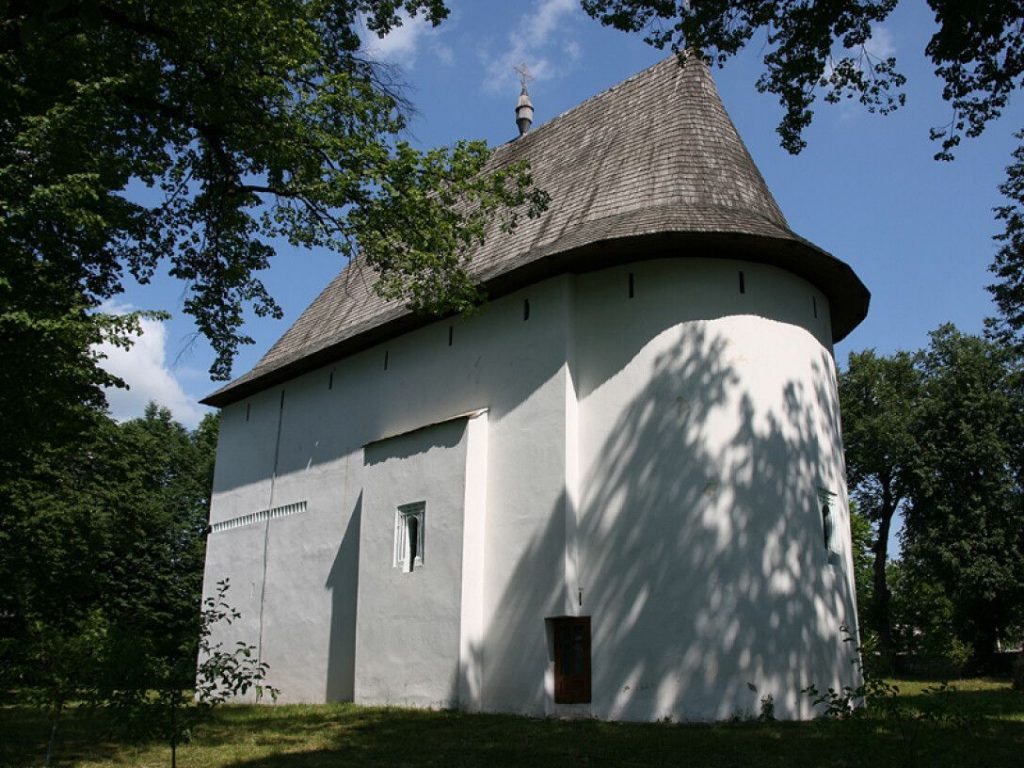 Іллінська церква в селі Топорівці