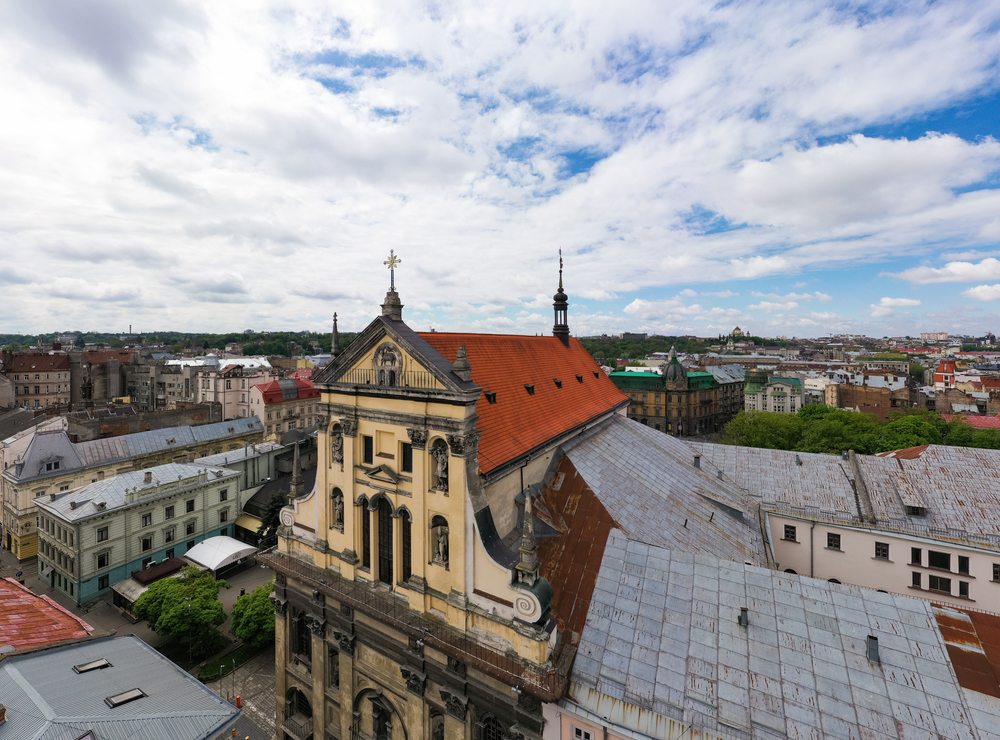 Куди піти у Львові: костел єзуїтів