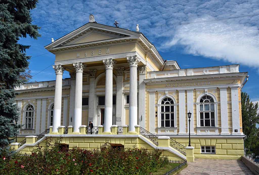 где побывать туристу в Одессе - Одесский археологический музей