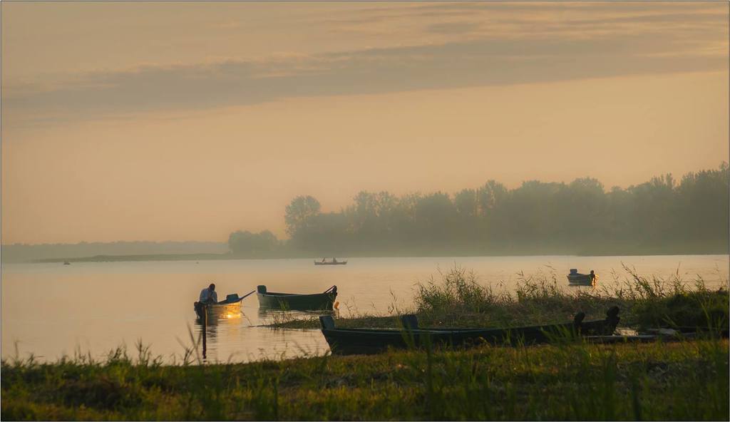 Любимый вид отдыха местных и отдыхающих – рыбалка на озере Свитязь