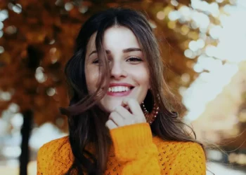 Як відбілити зуби в домашніх умовах: 8+ дієвих способів