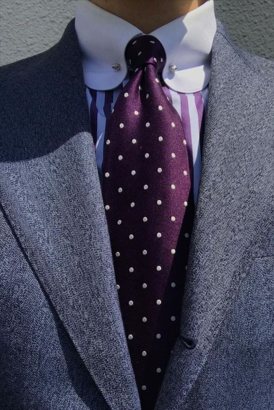 Одягти фіолетову краватку на Новорічну ніч