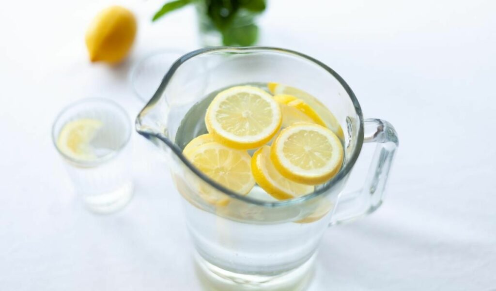 Березовый сок с апельсином и лимоном – рецепт для консервации