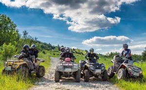 Куди поїхати на вихідні з Дніпра: красиві місця для відпочинку в Дніпропетровській області