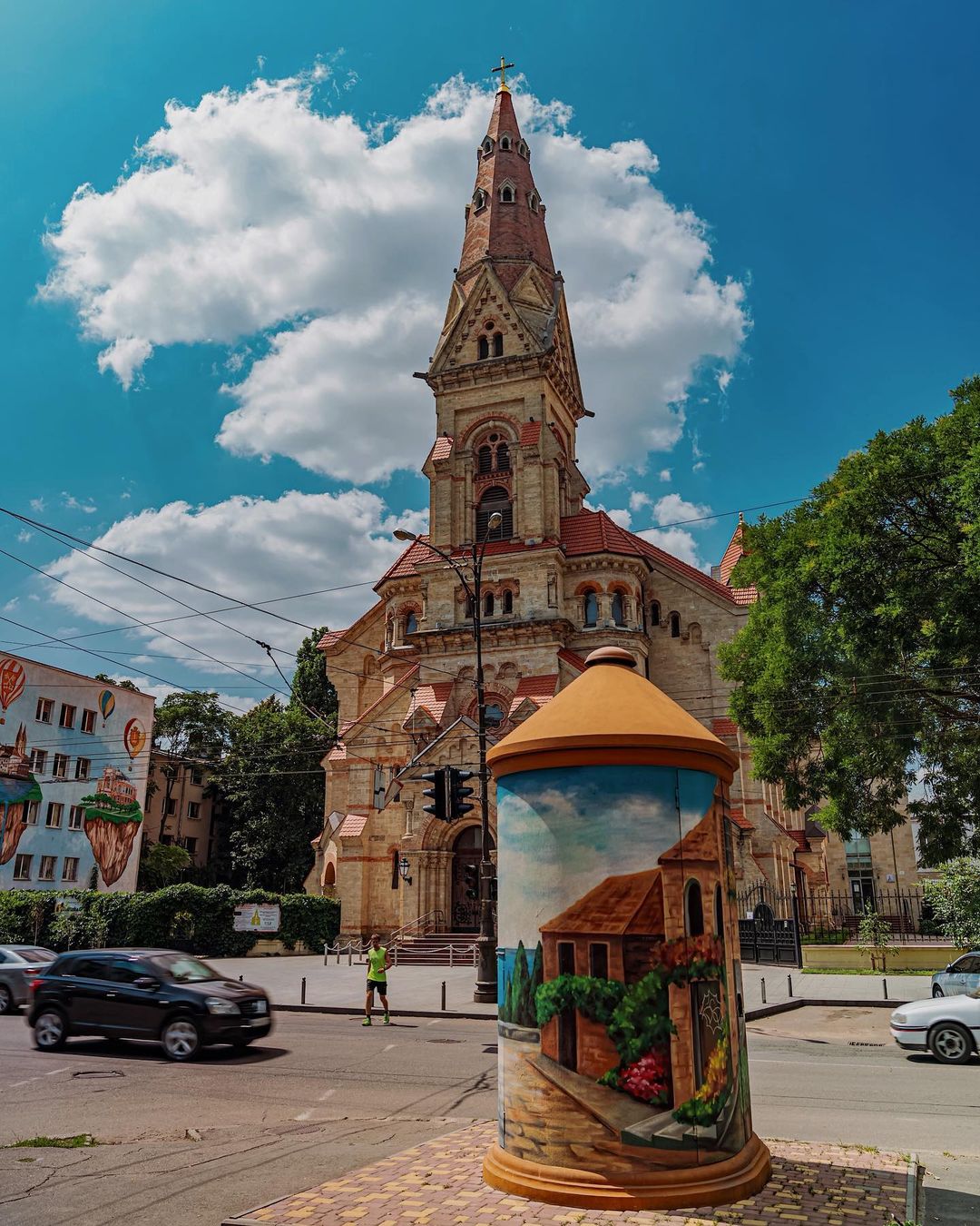 Прогулка возле лютеранской кирки святого Павла, Одесса