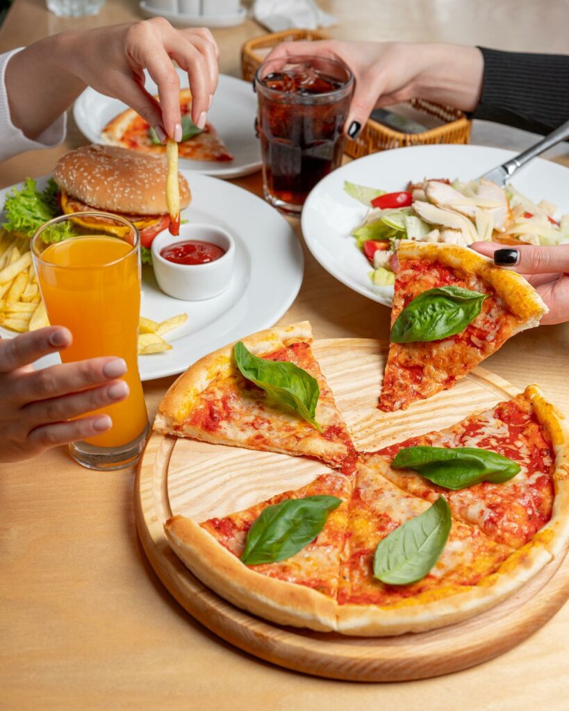 Пообідати у ресторані італійської кухні «Happy Pizza»