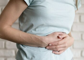 Поліпи в кишечнику: причини, симптоми та лікування