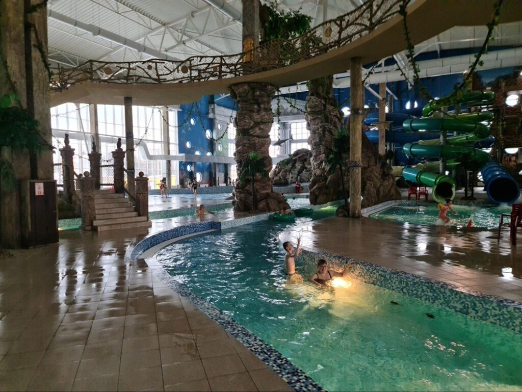 Теплый всесезонный аквапарк в Украине