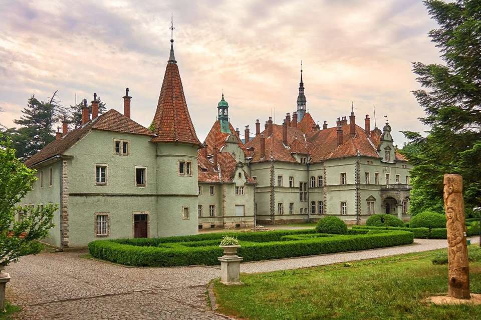 Памятники архитектуры Украины – замок Шенборнов