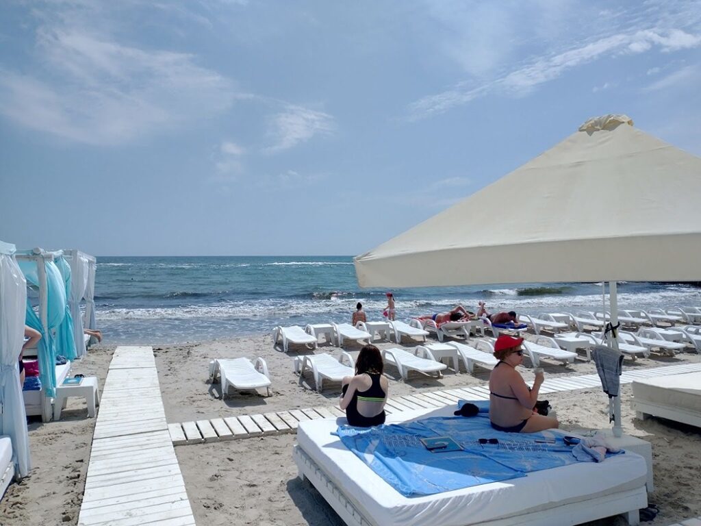 Отдых в Одессе возле моря – пляжный релакс у воды