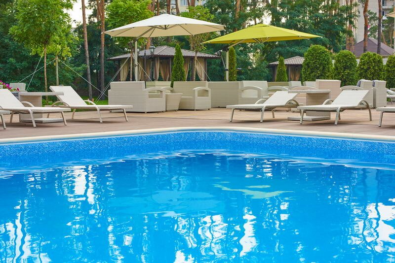 Літній відпочинок у басейна у комплексі «City Holiday Resort & SPA 5*»