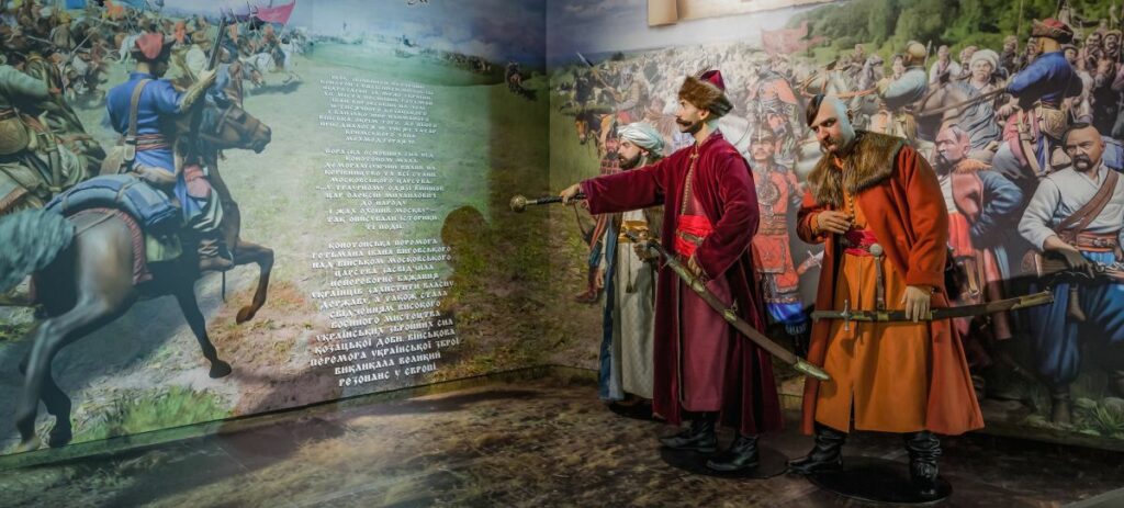 Піти у Музей становлення української нації на день міста