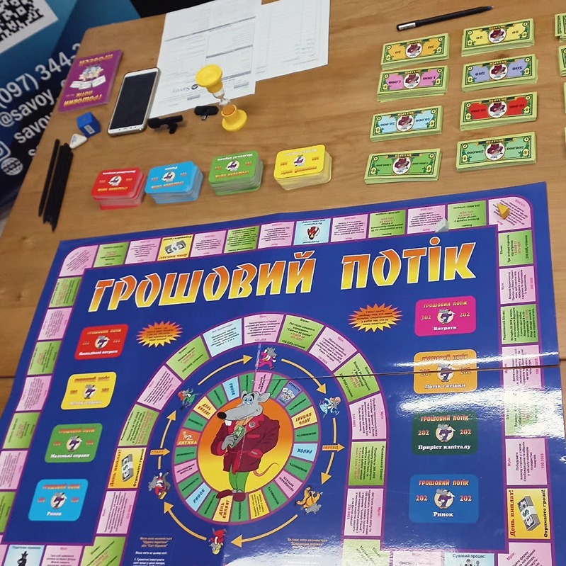 Гра «CashFlow-IQ» – чудовий та корисний подарунок чоловікові на Новий рік