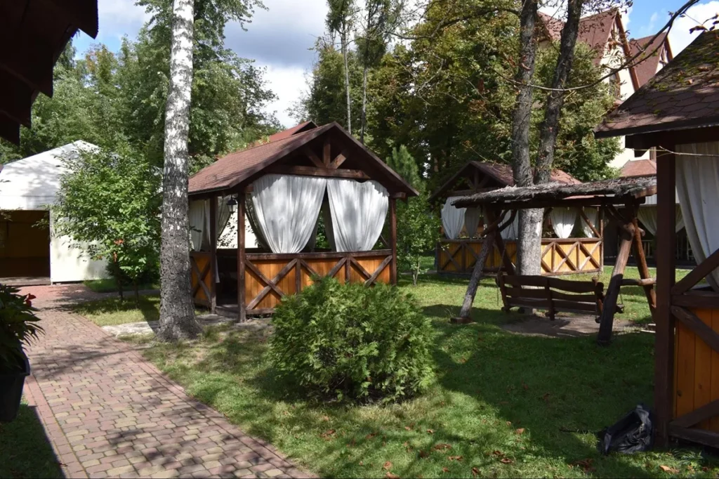 Беседки в загородном комплексе «Krakow»